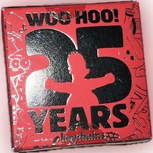 🍄NEW The Simpsons 25th Anniversary KeyChain Series  Unopened Blind Box Kidrobot